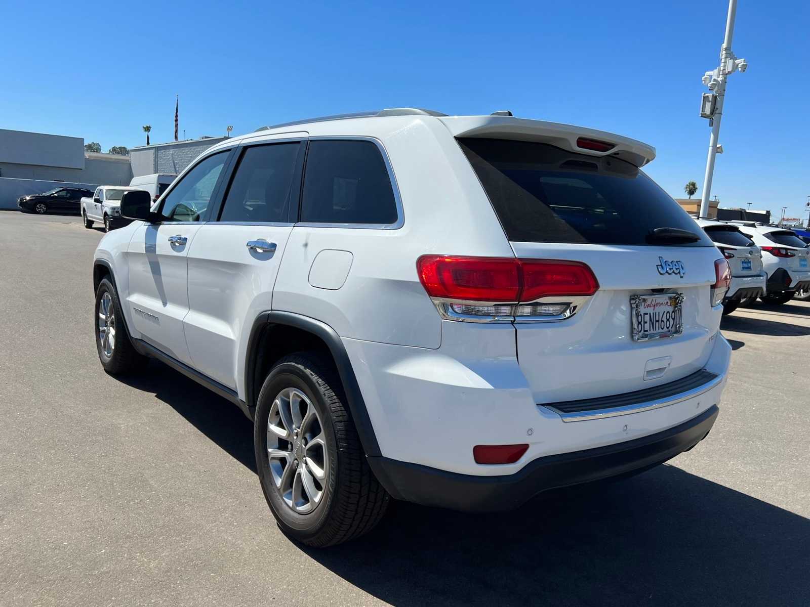 Thumbnail: 2015 Jeep Grand Cherokee - 3