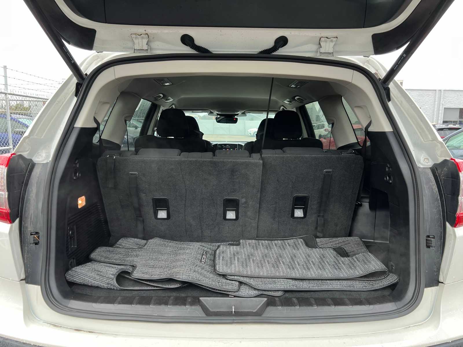 Thumbnail: 2024 Subaru Ascent - 8