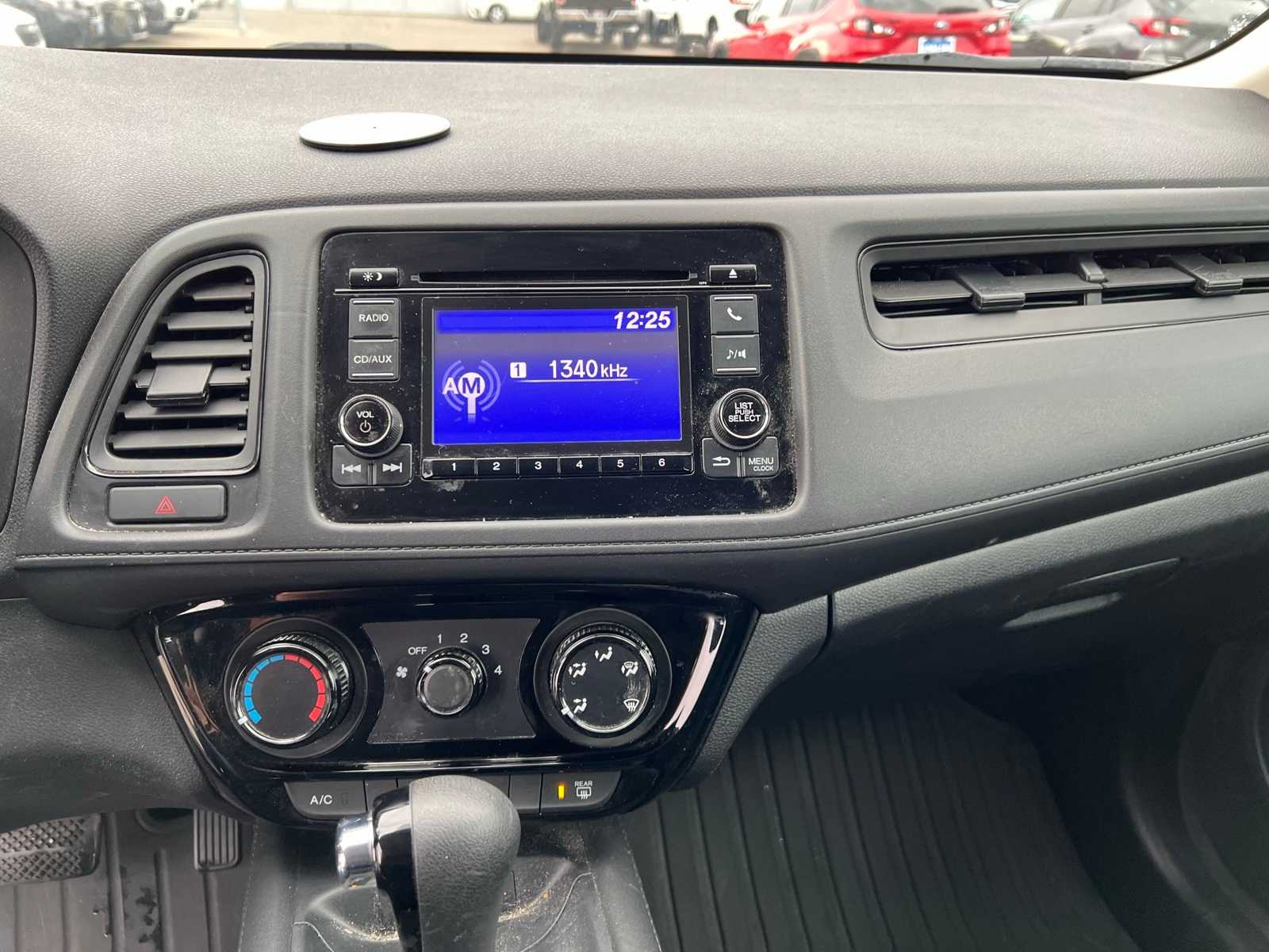 Thumbnail: 2018 Honda HR-V - 30