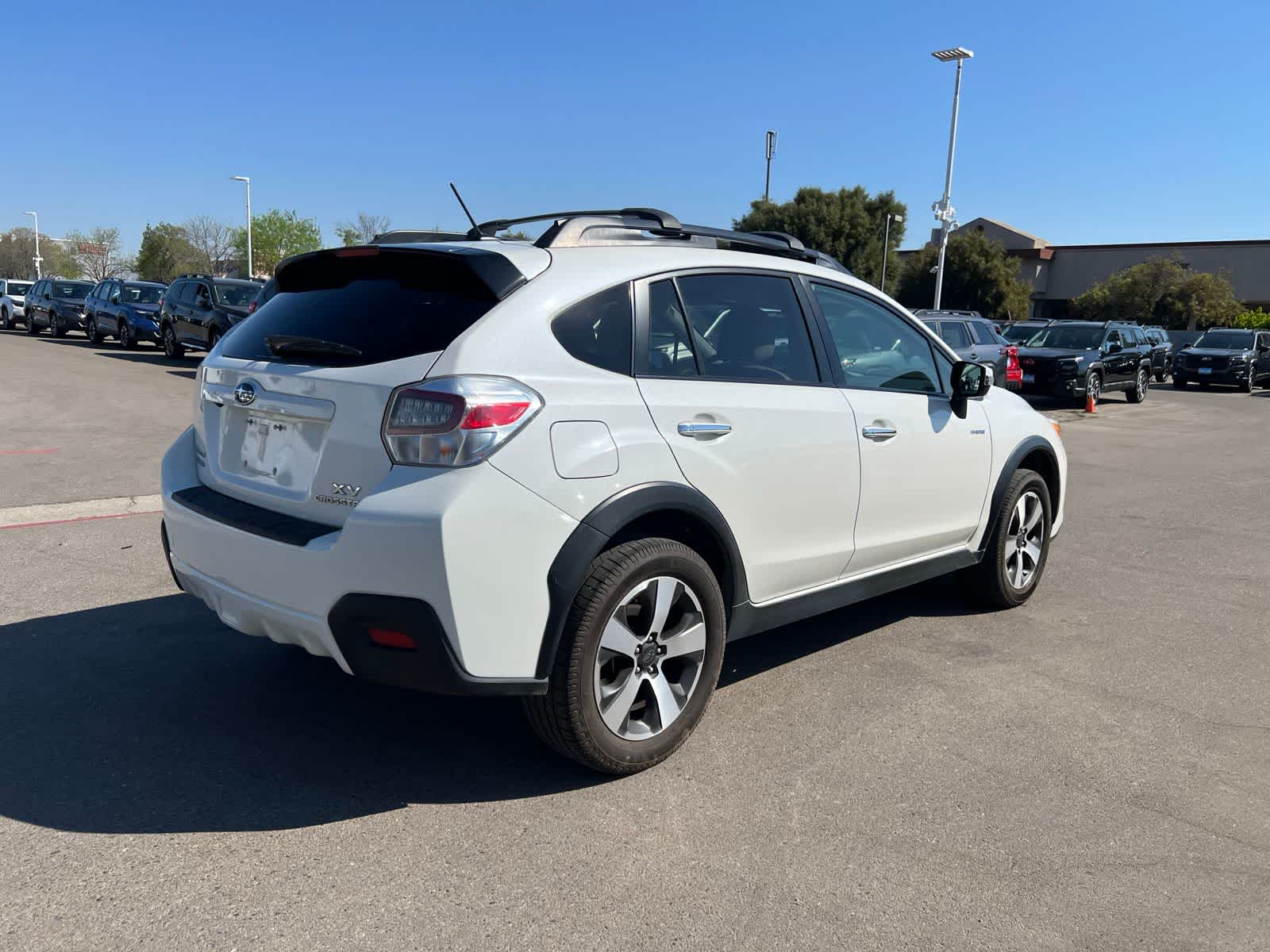 Thumbnail: 2015 Subaru XV Crosstrek - 9