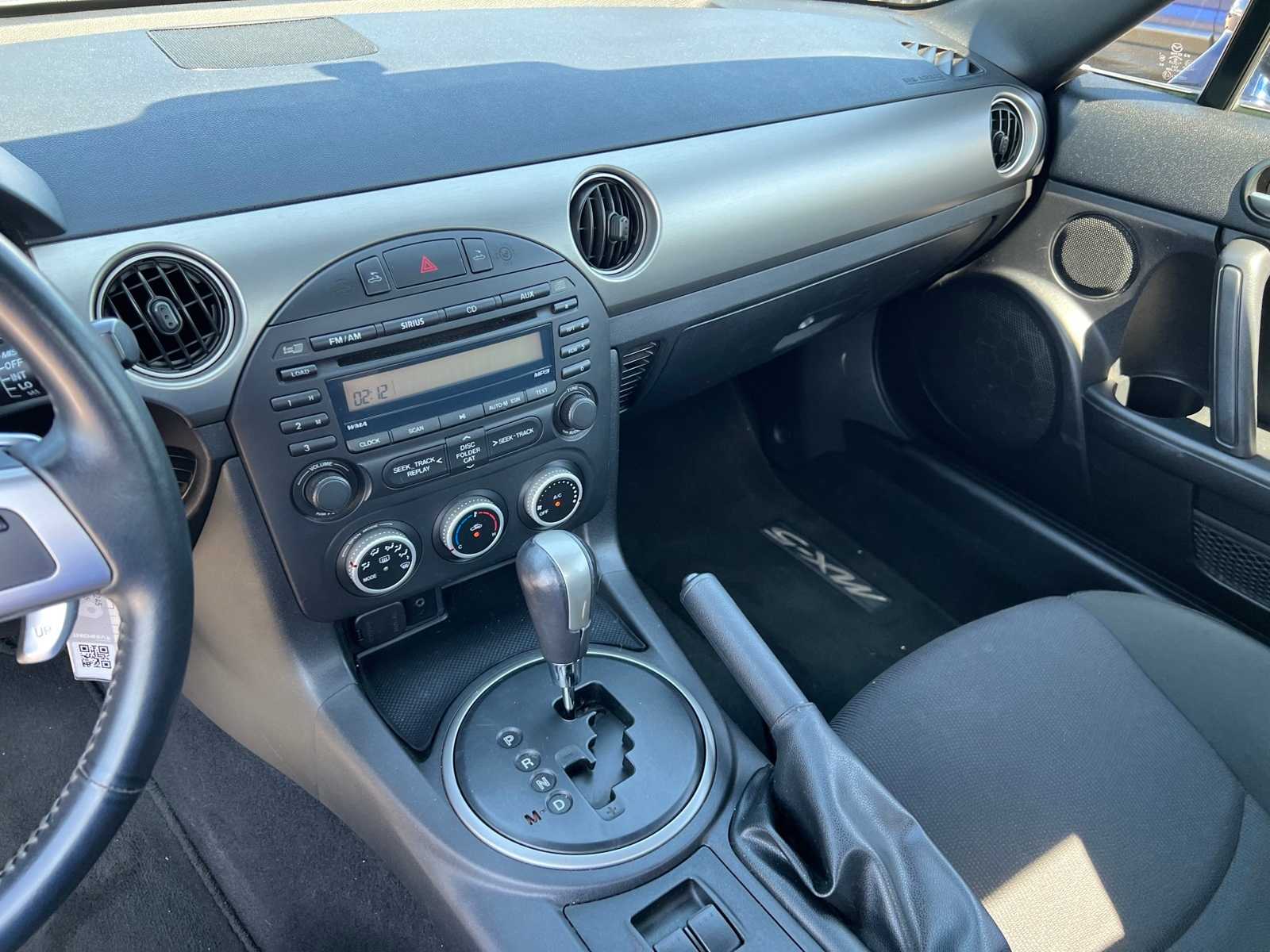 Thumbnail: 2012 Mazda MX-5 Miata - 28