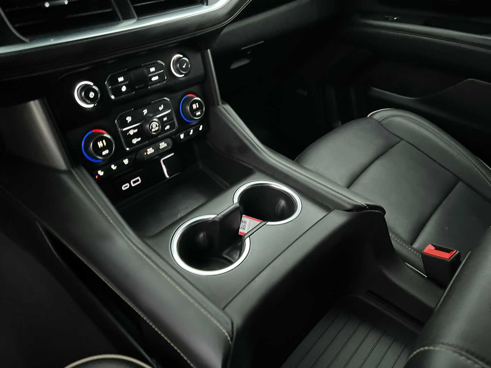 Thumbnail: 2024 Chevrolet Tahoe - 41