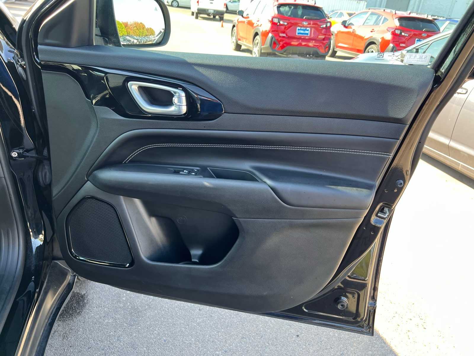 Thumbnail: 2022 Jeep Compass - 27