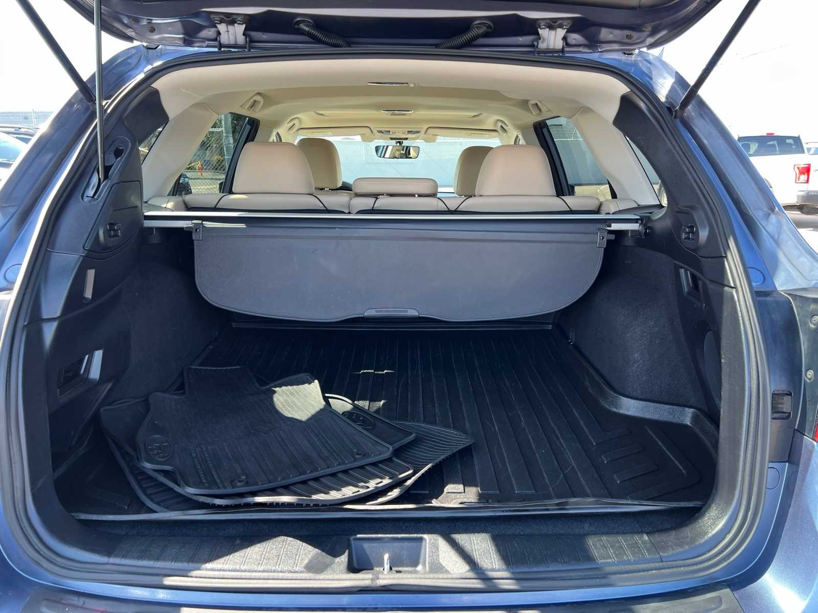 Thumbnail: 2017 Subaru Outback - 8