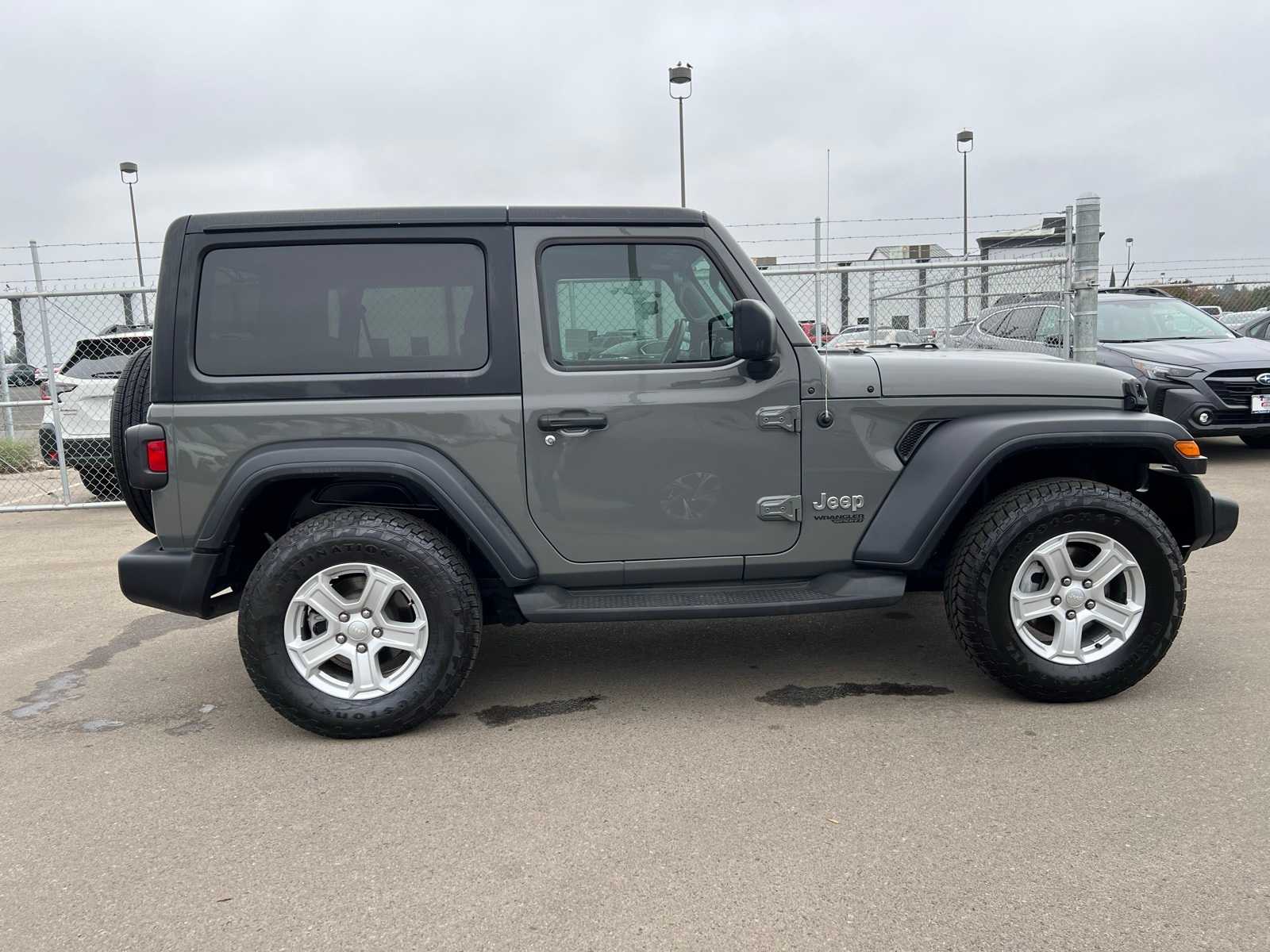 Thumbnail: 2020 Jeep Wrangler - 9