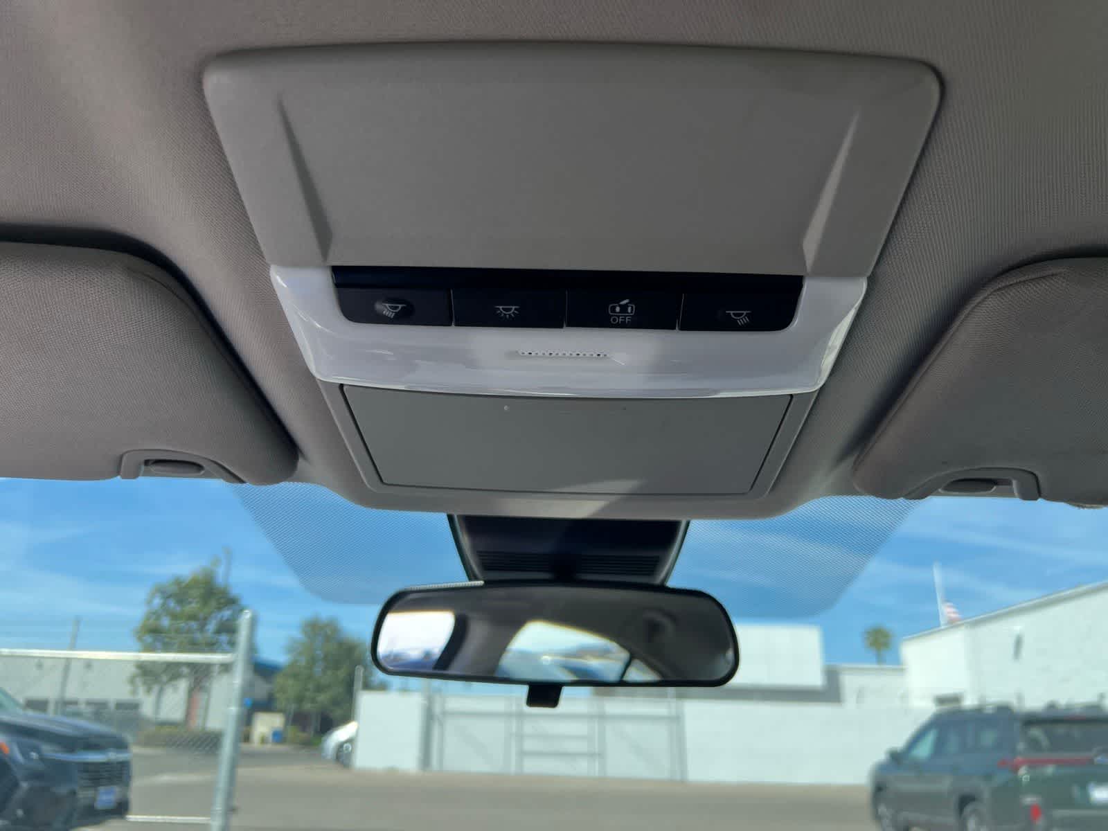 Thumbnail: 2023 Nissan Altima - 33