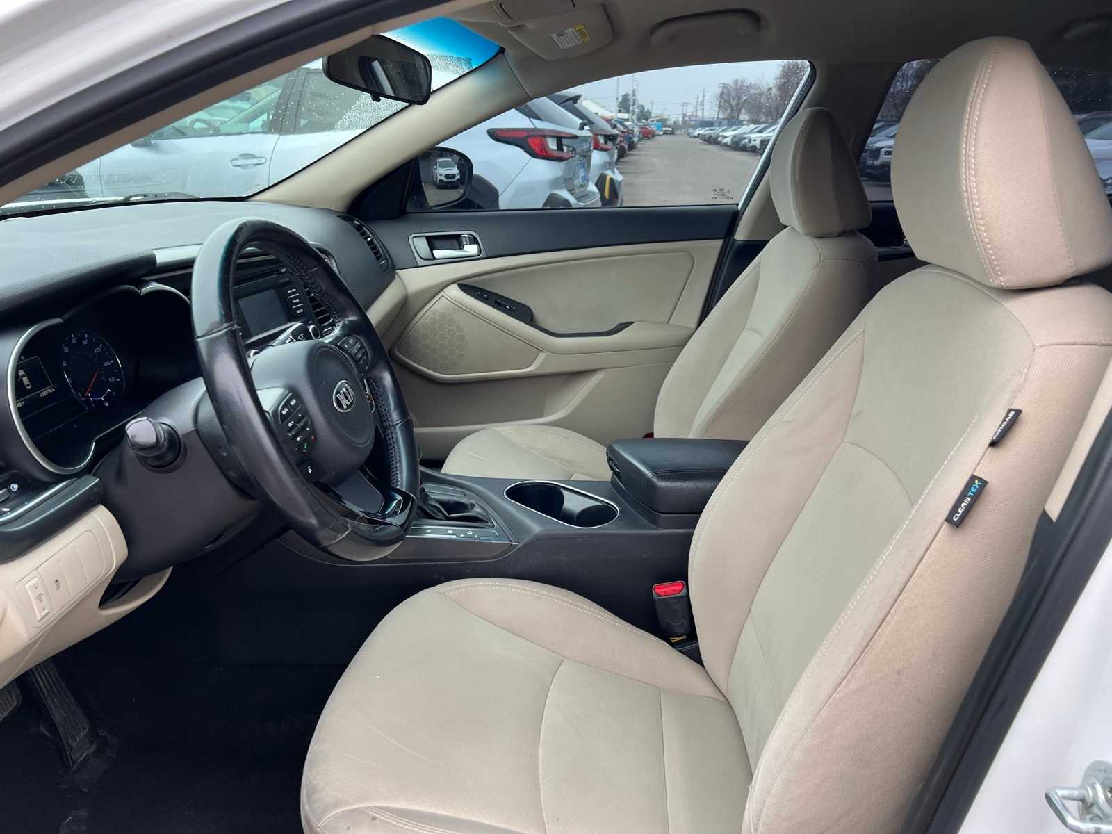 Thumbnail: 2016 Kia Optima - 15