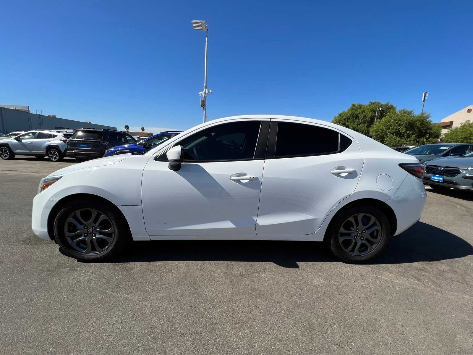 Thumbnail: 2019 Toyota Yaris - 2