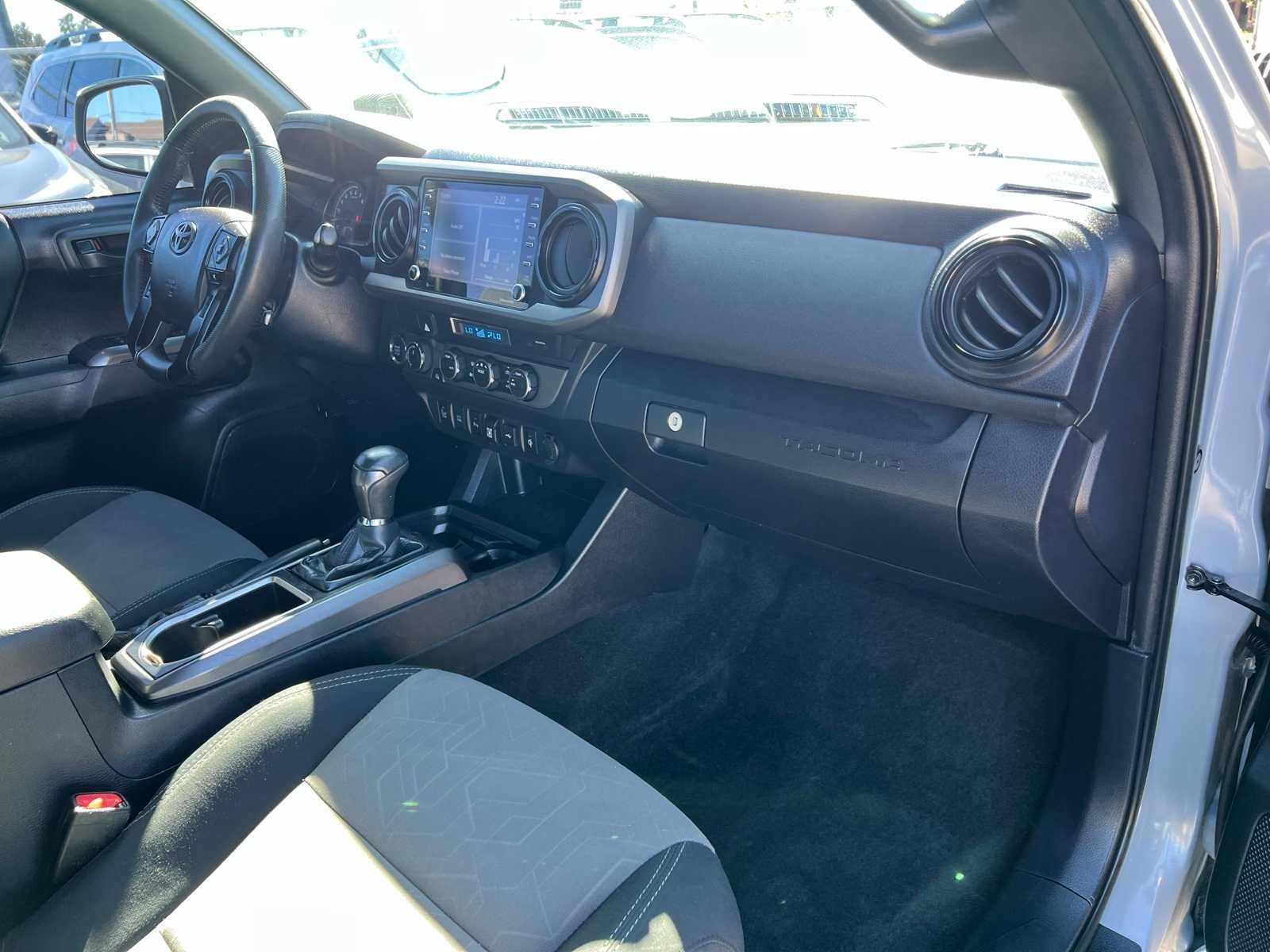 Thumbnail: 2021 Toyota Tacoma - 25