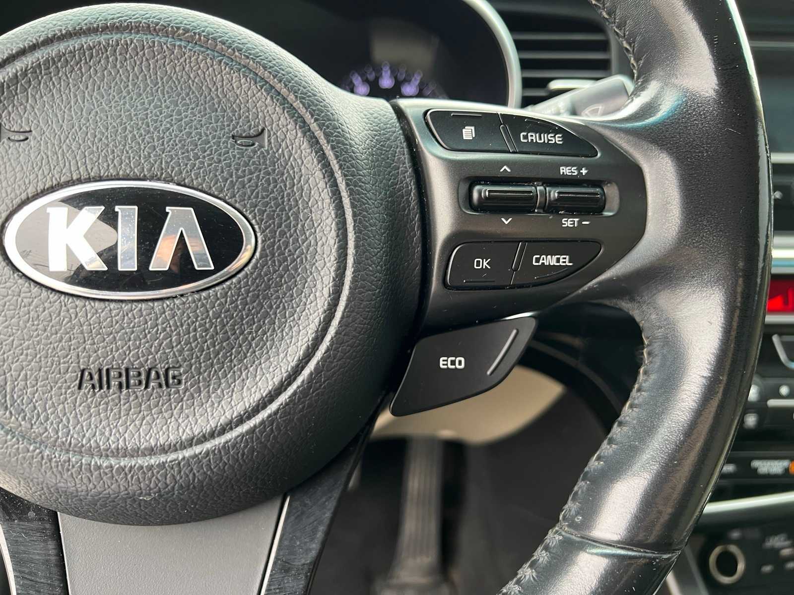 Thumbnail: 2016 Kia Optima - 36