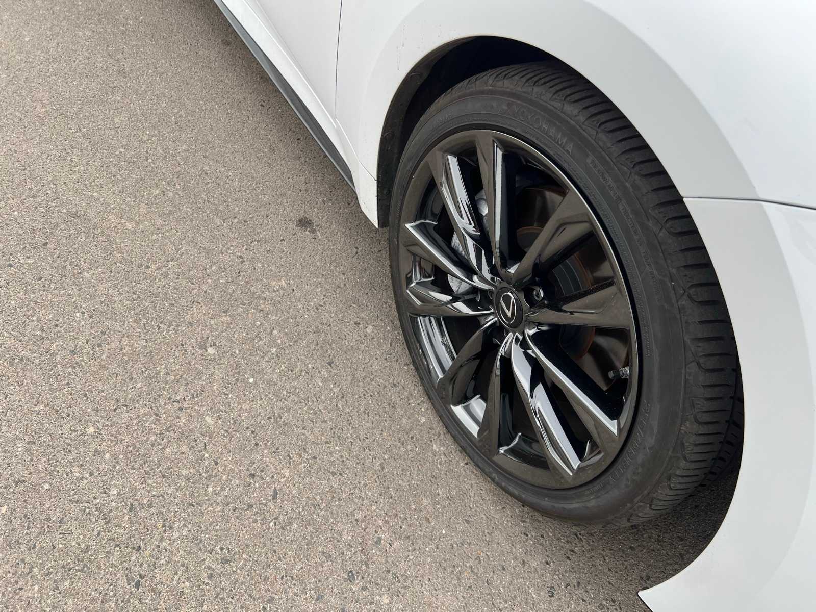 Thumbnail: 2023 Lexus IS - 23