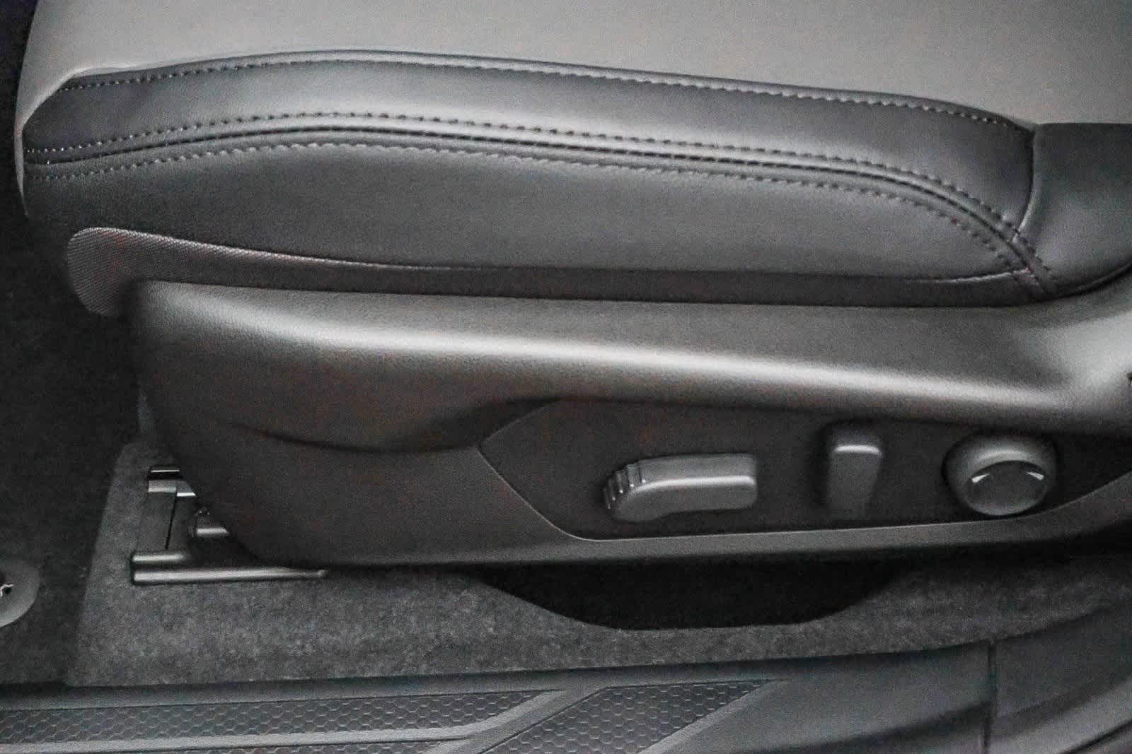 Thumbnail: 2026 Subaru Outback - 21