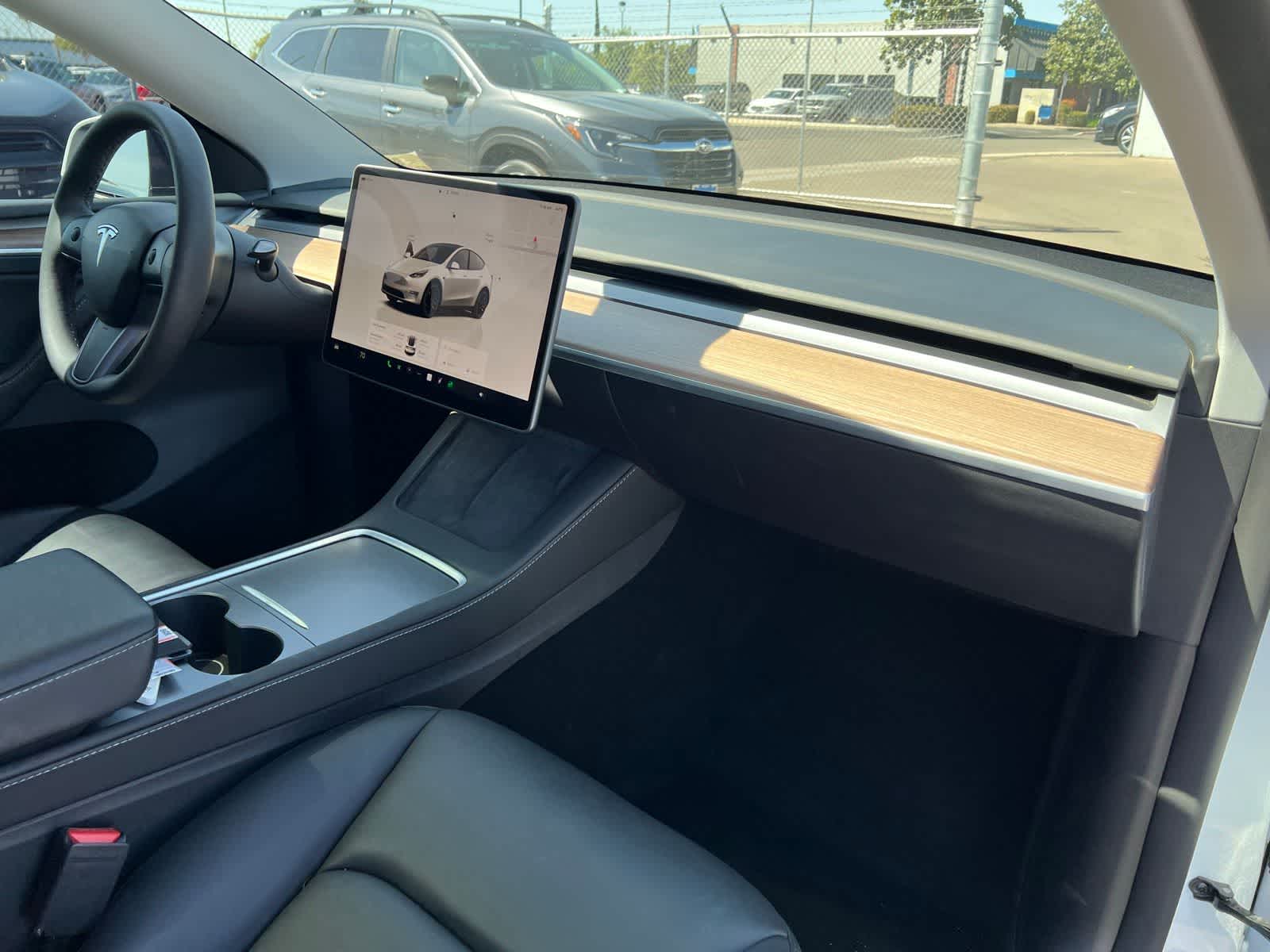Thumbnail: 2024 Tesla Model Y - 25