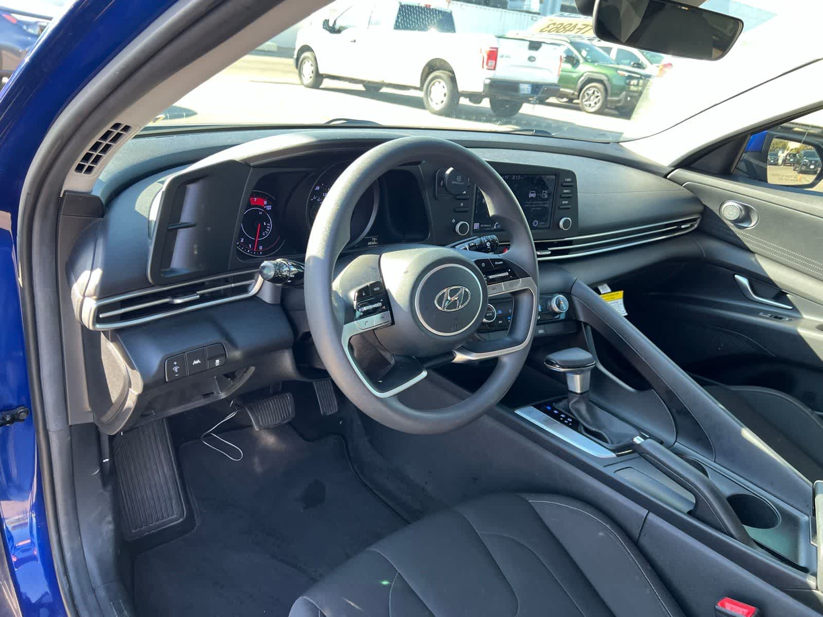 Thumbnail: 2023 Hyundai Elantra - 12