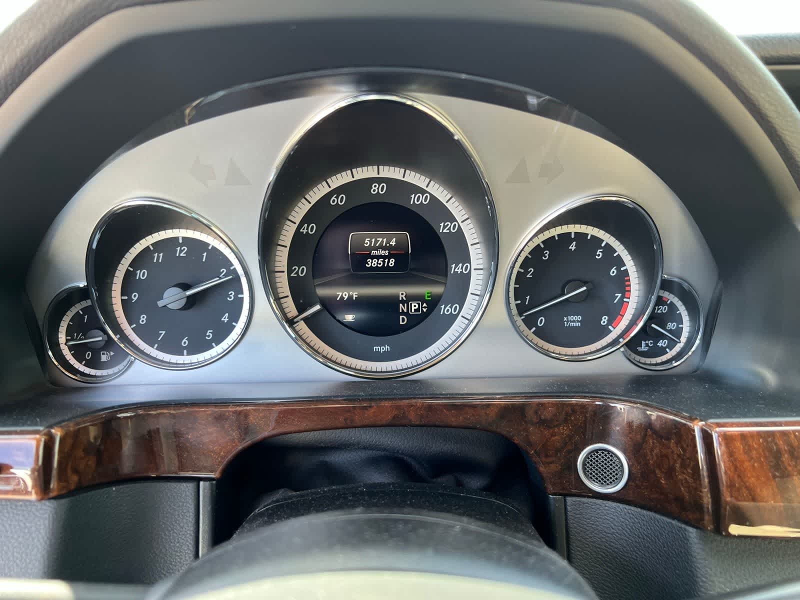 Thumbnail: 2013 Mercedes-Benz E-Class - 33