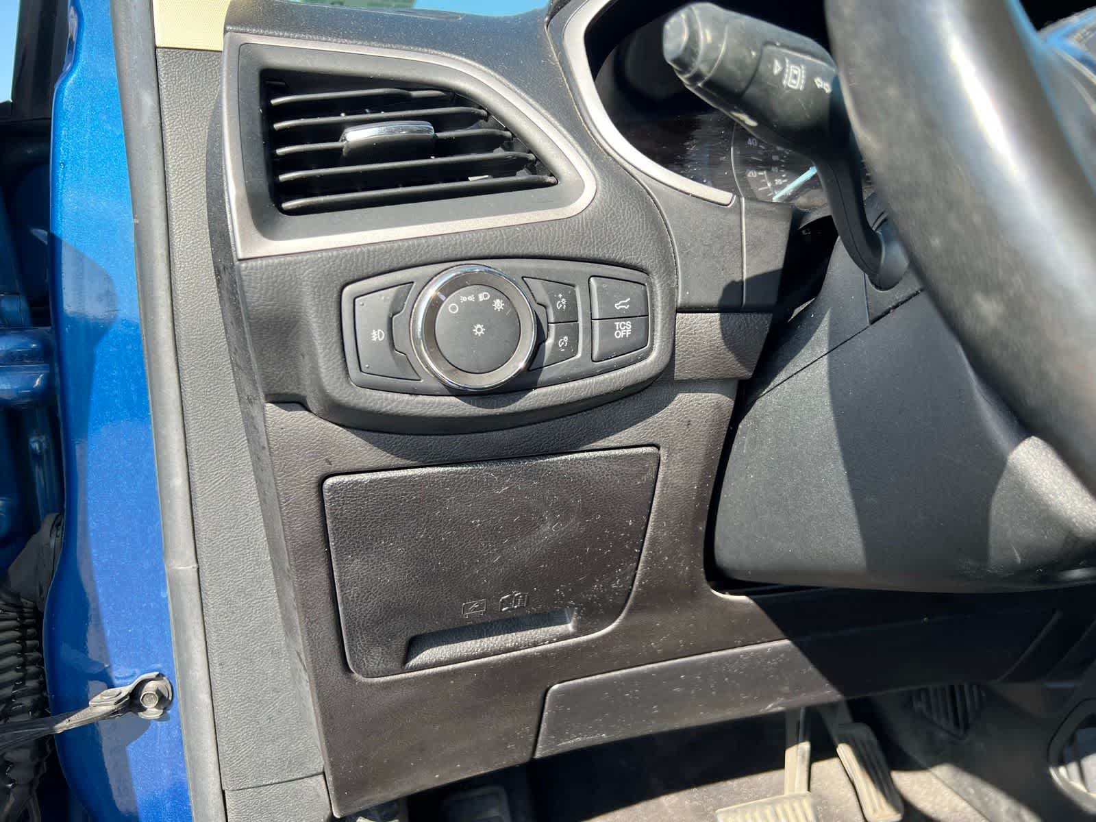 Thumbnail: 2020 Ford Edge - 29