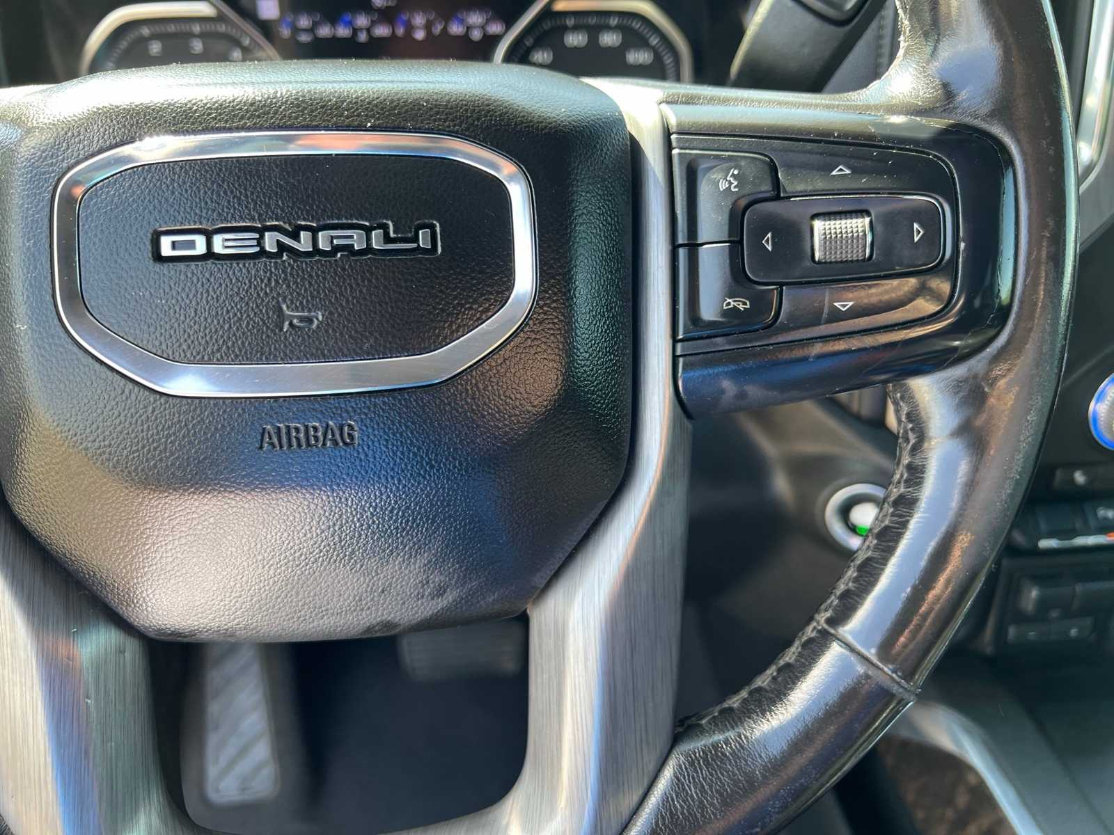 Thumbnail: 2020 GMC Sierra 1500 - 35