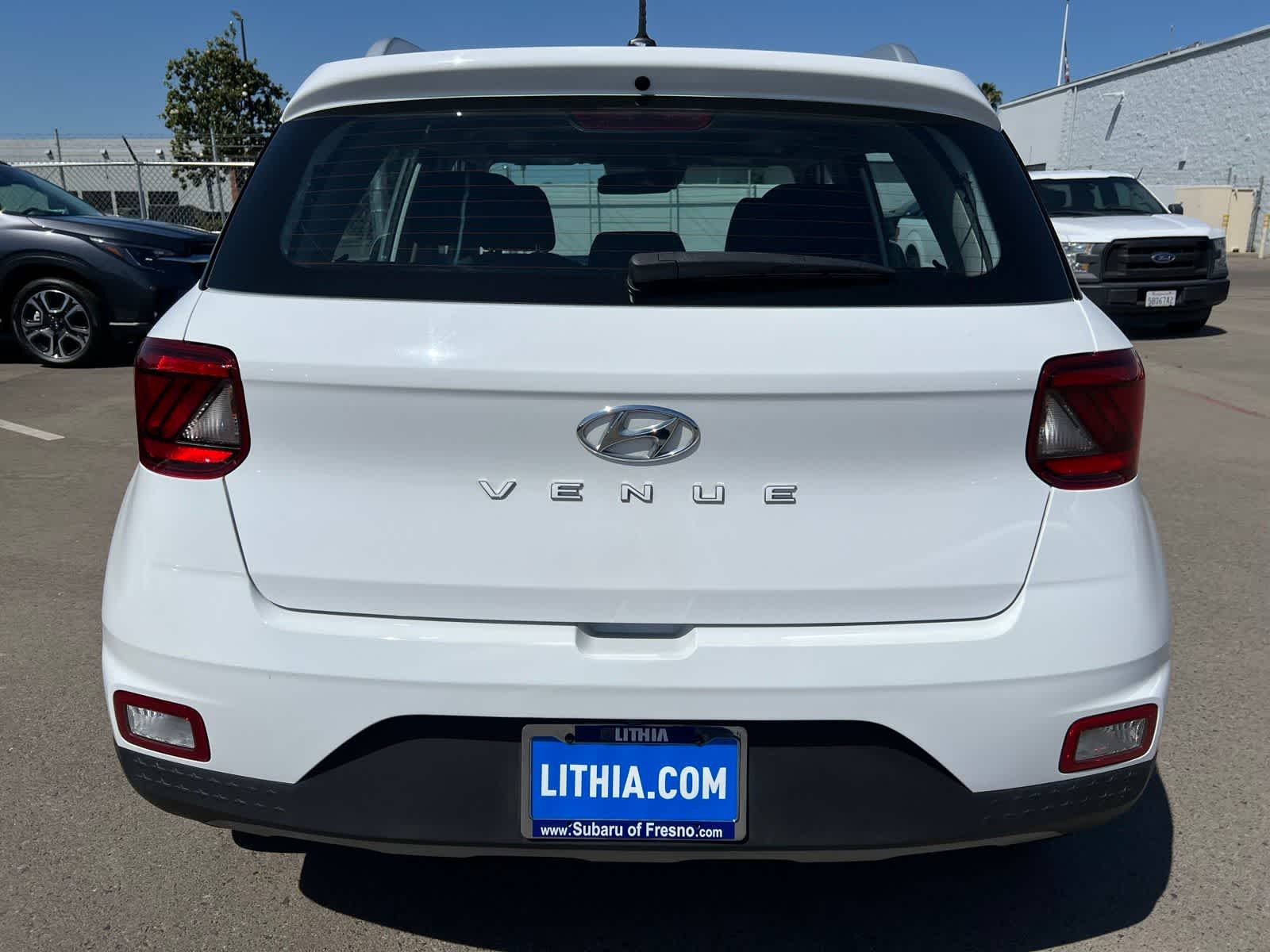 Thumbnail: 2023 Hyundai Venue - 4