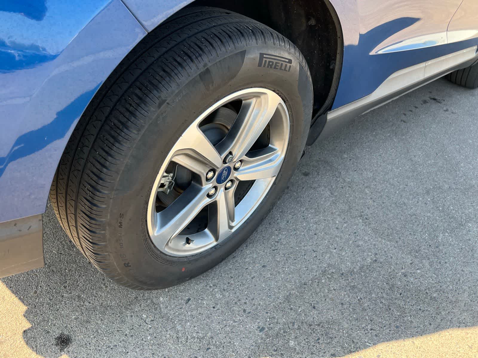 Thumbnail: 2020 Ford Edge - 21