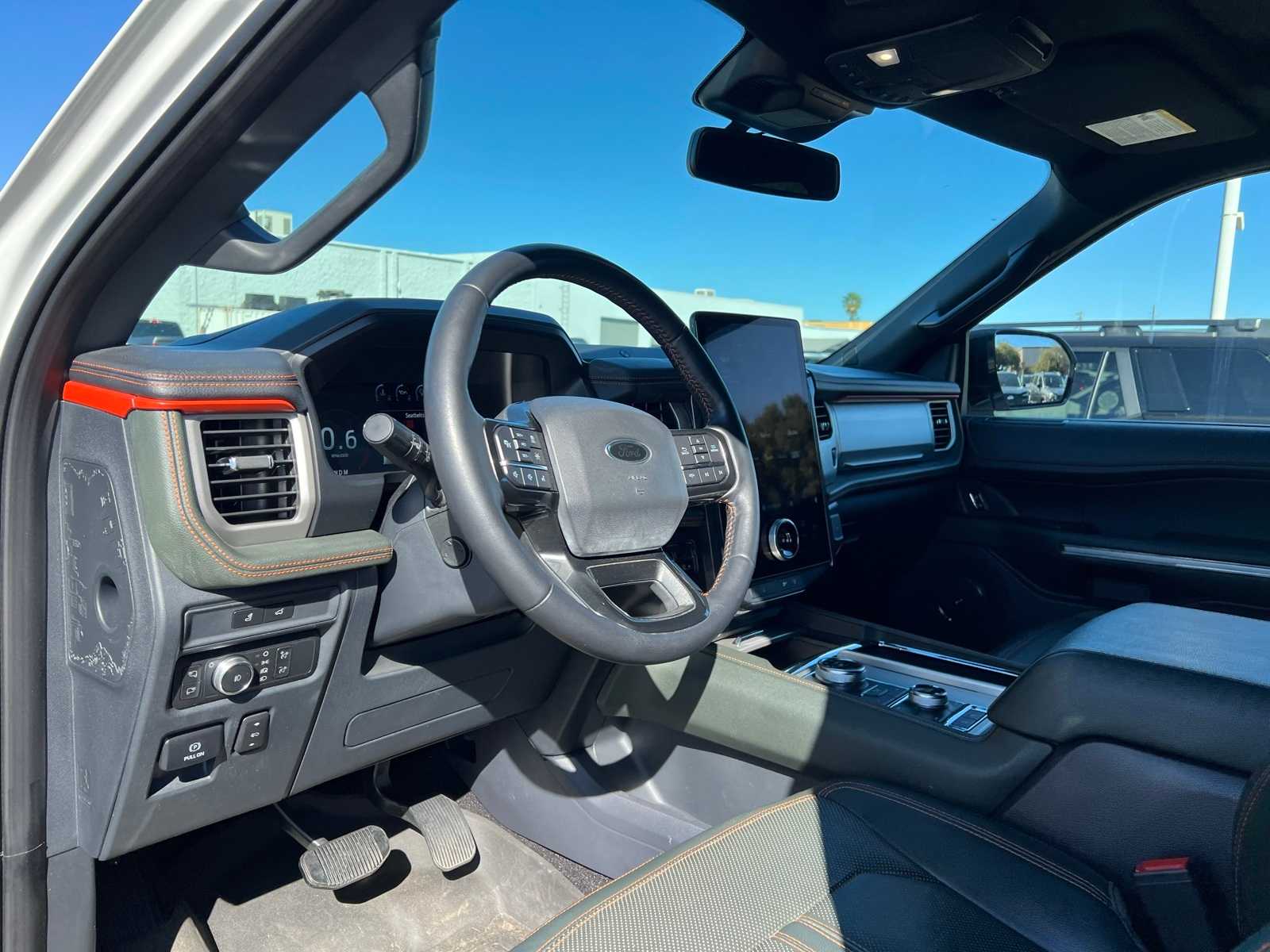Thumbnail: 2022 Ford Expedition - 13