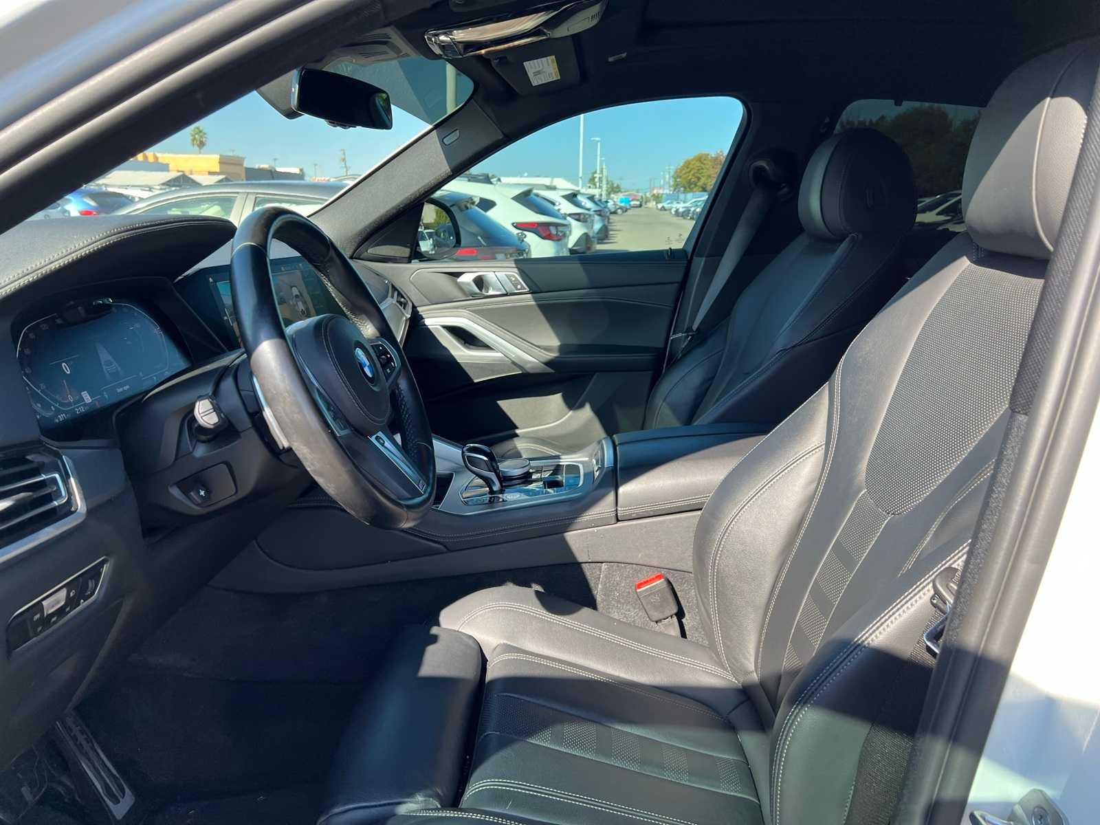 Thumbnail: 2022 BMW X6 - 15