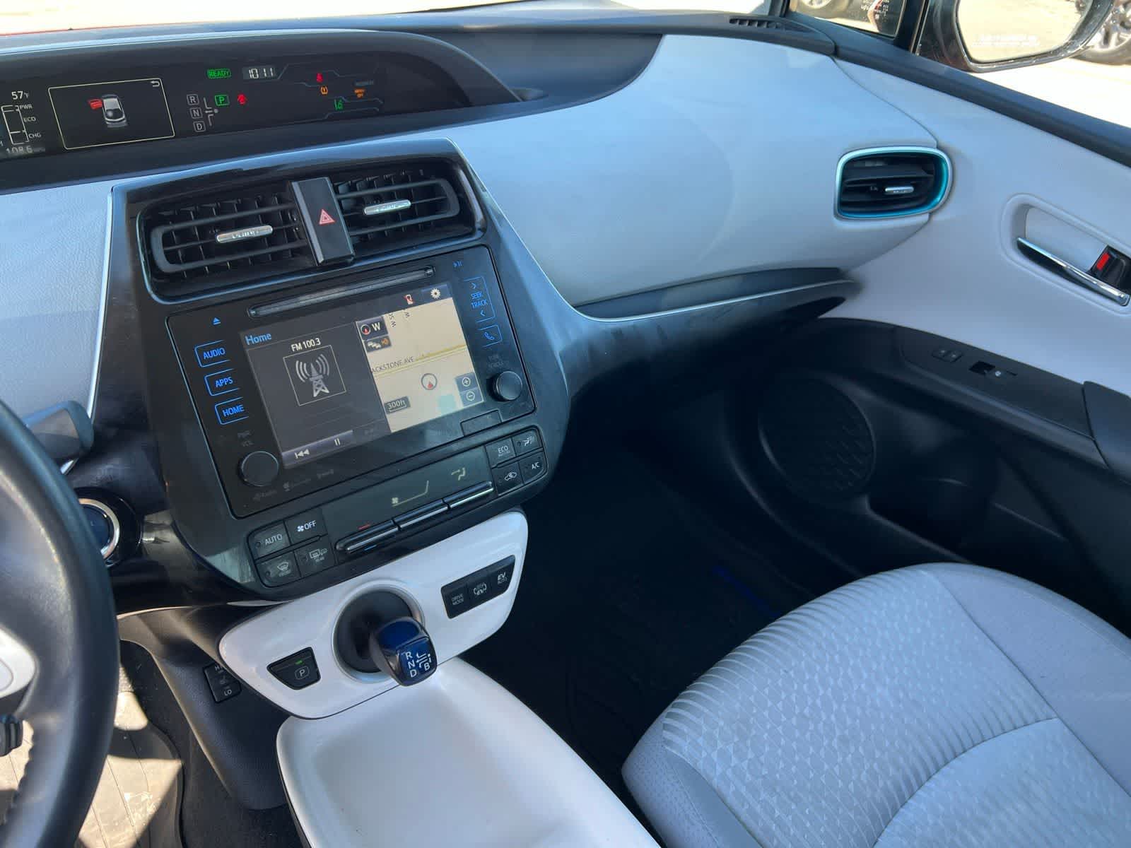 Thumbnail: 2017 Toyota Prius Prime - 31