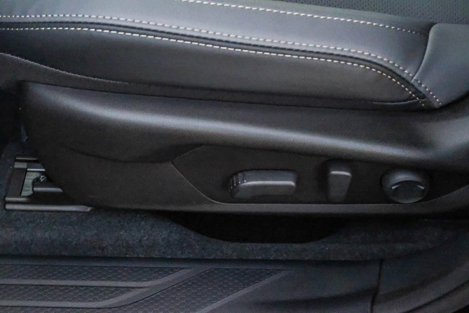 Thumbnail: 2026 Subaru Outback - 20