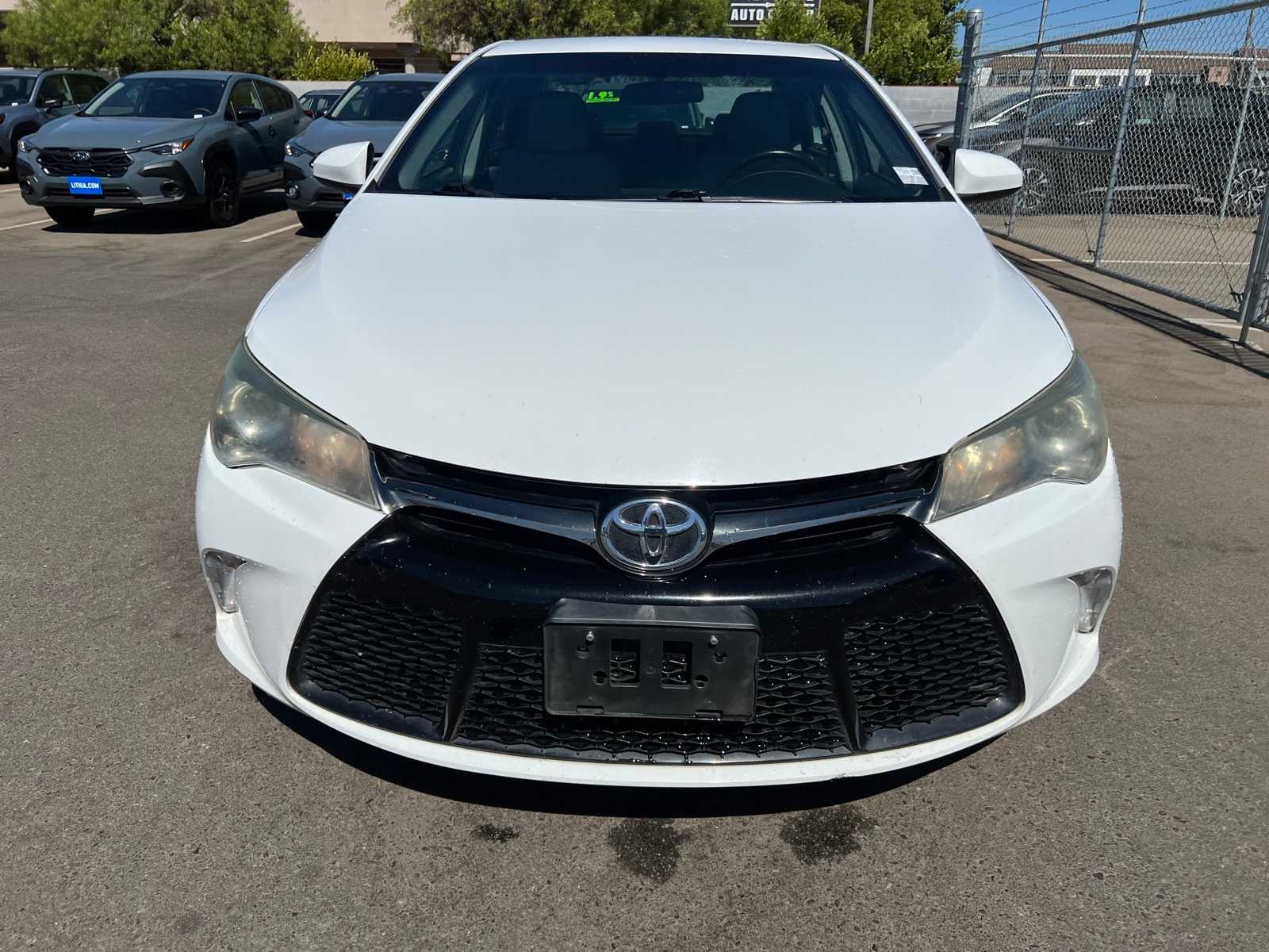 Thumbnail: 2016 Toyota Camry - 12