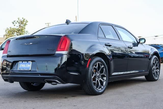 Thumbnail: 2018 Chrysler 300 - 5
