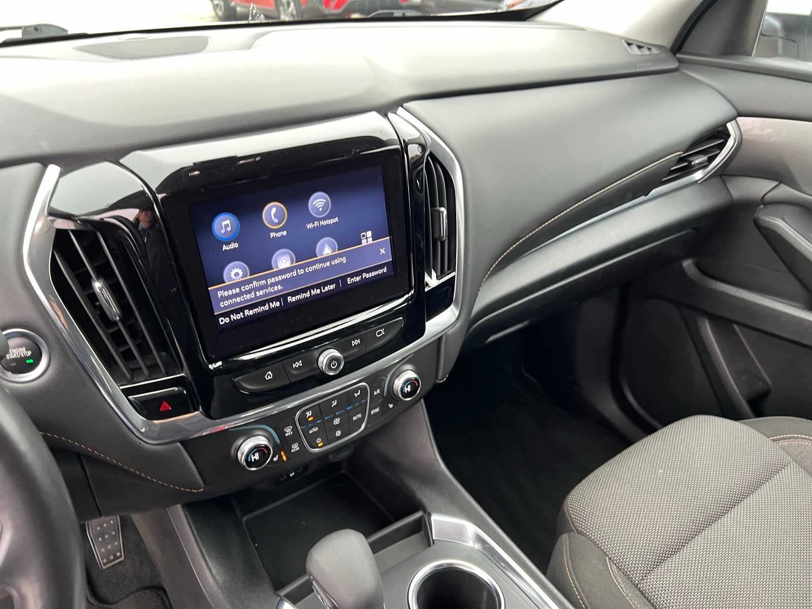 Thumbnail: 2021 Chevrolet Traverse - 31