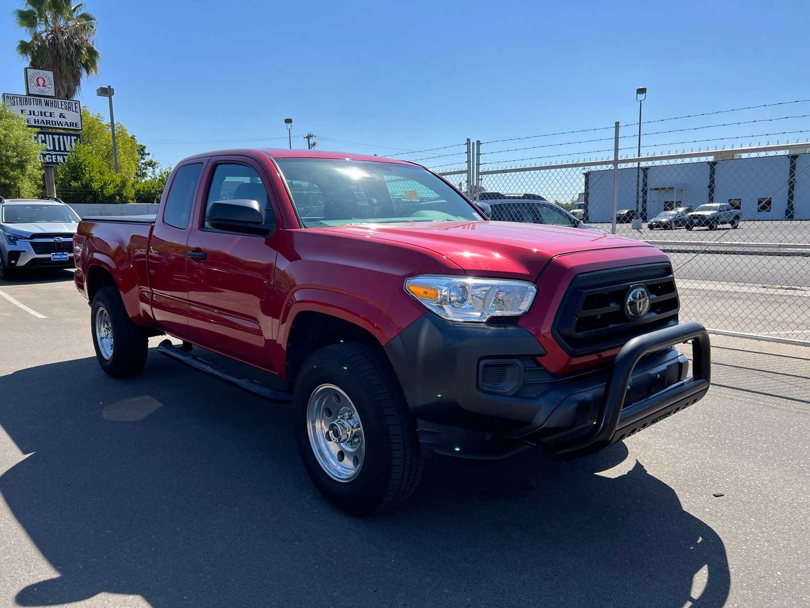 Thumbnail: 2020 Toyota Tacoma - 10