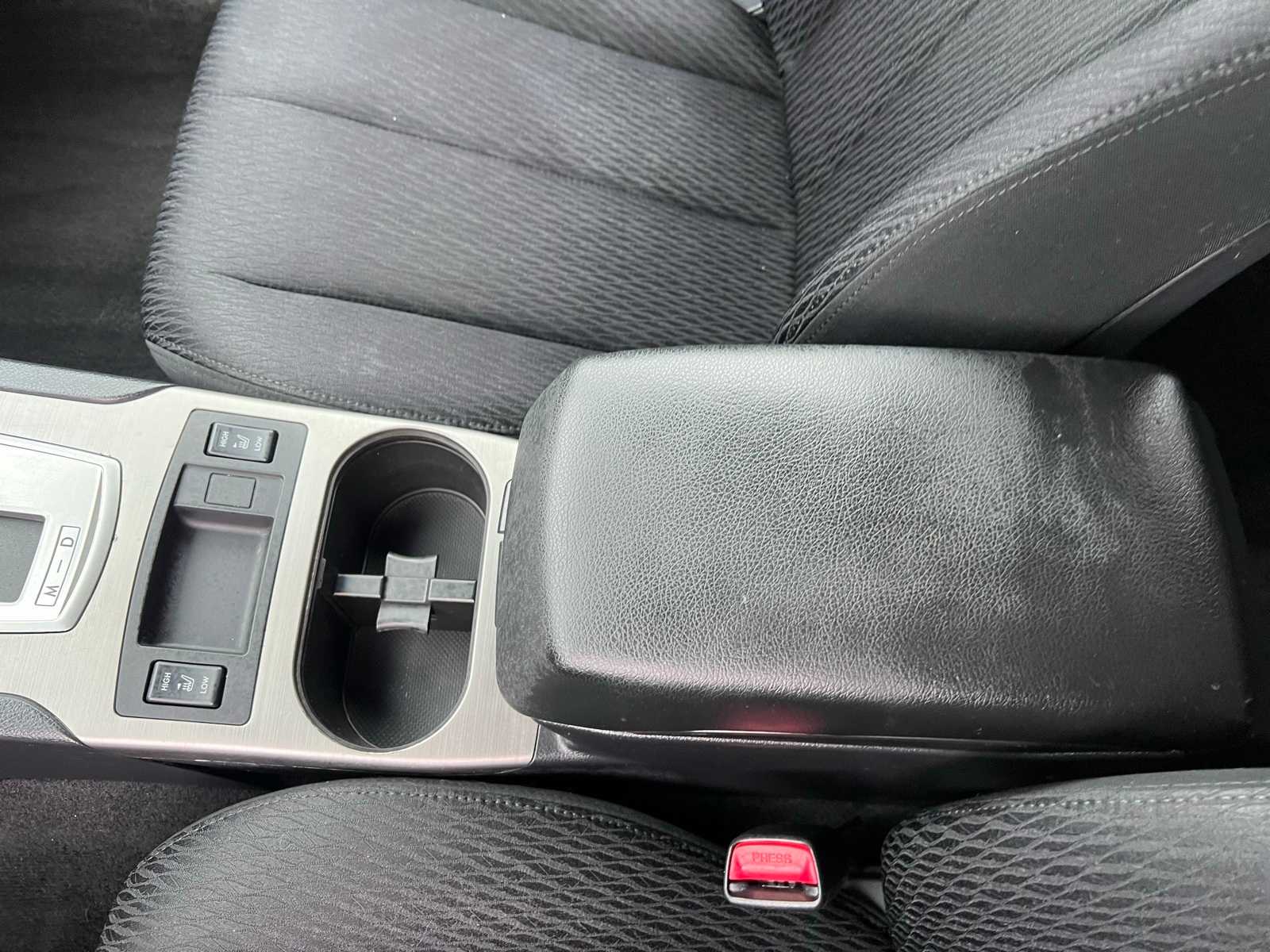 Thumbnail: 2011 Subaru Outback - 40