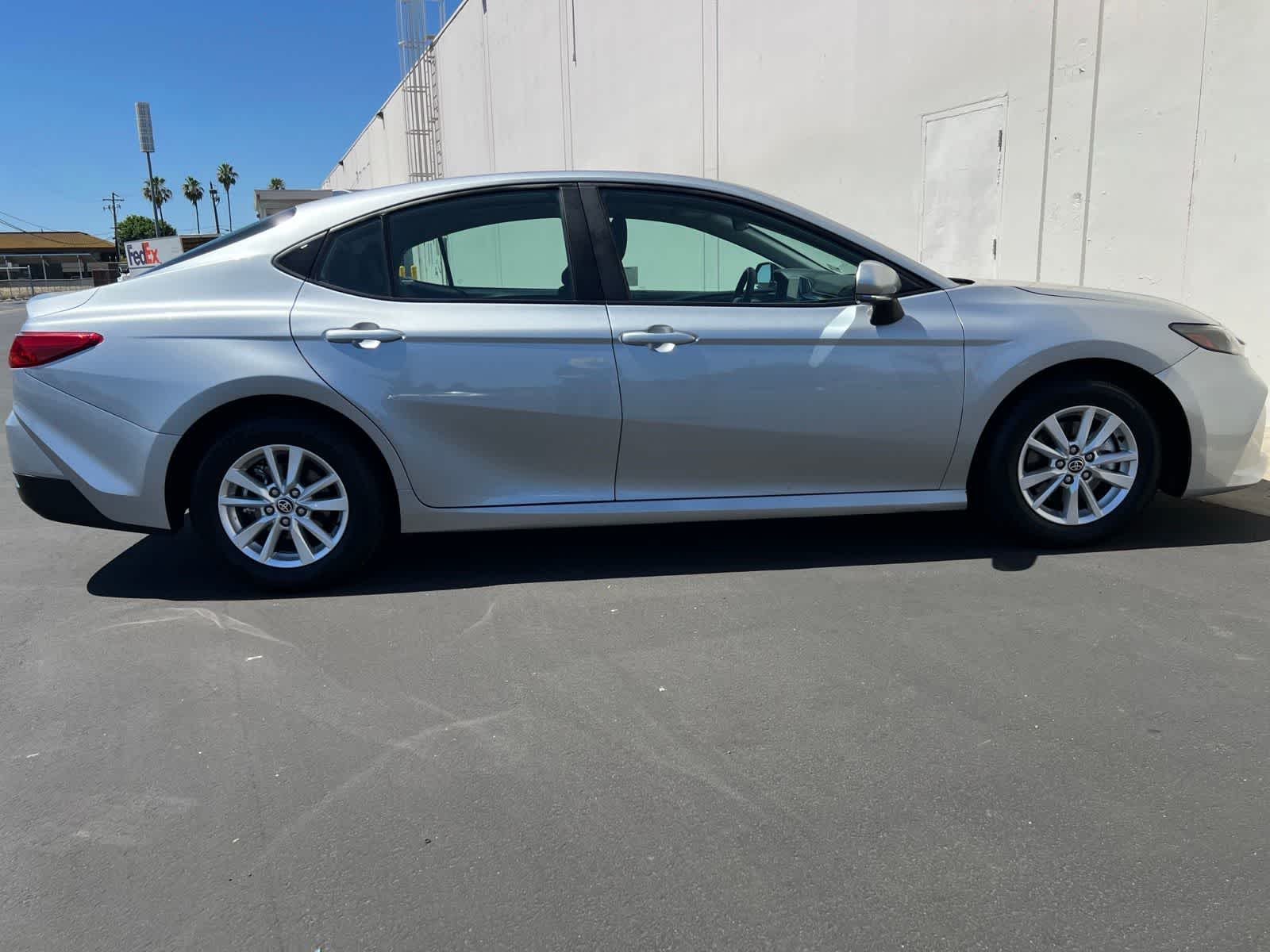 Thumbnail: 2025 Toyota Camry - 15