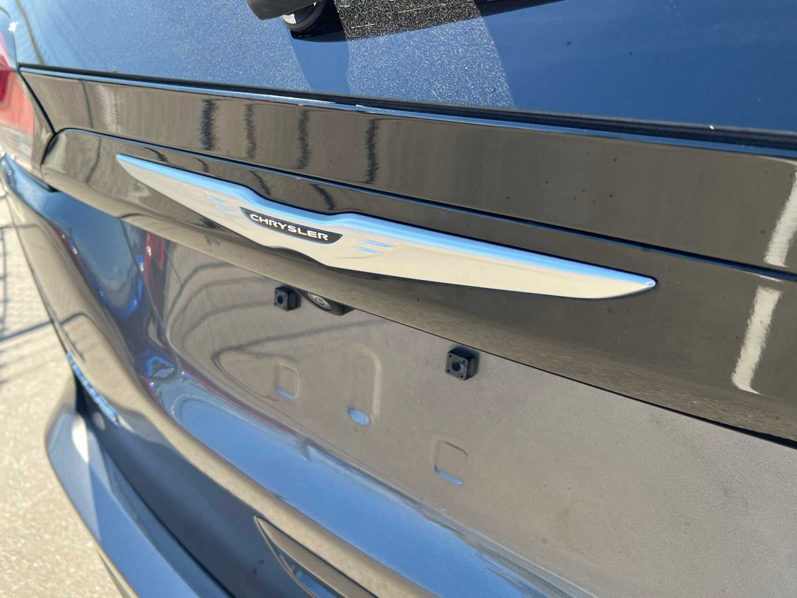 Thumbnail: 2023 Chrysler Voyager - 6