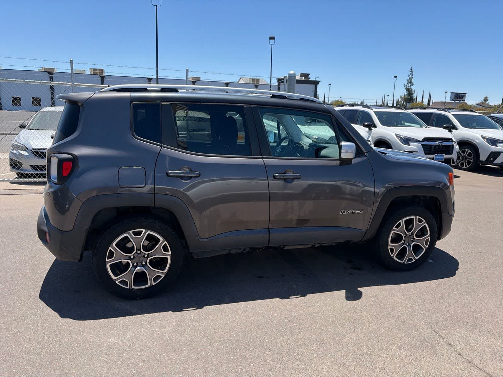 Thumbnail: 2016 Jeep Renegade - 6
