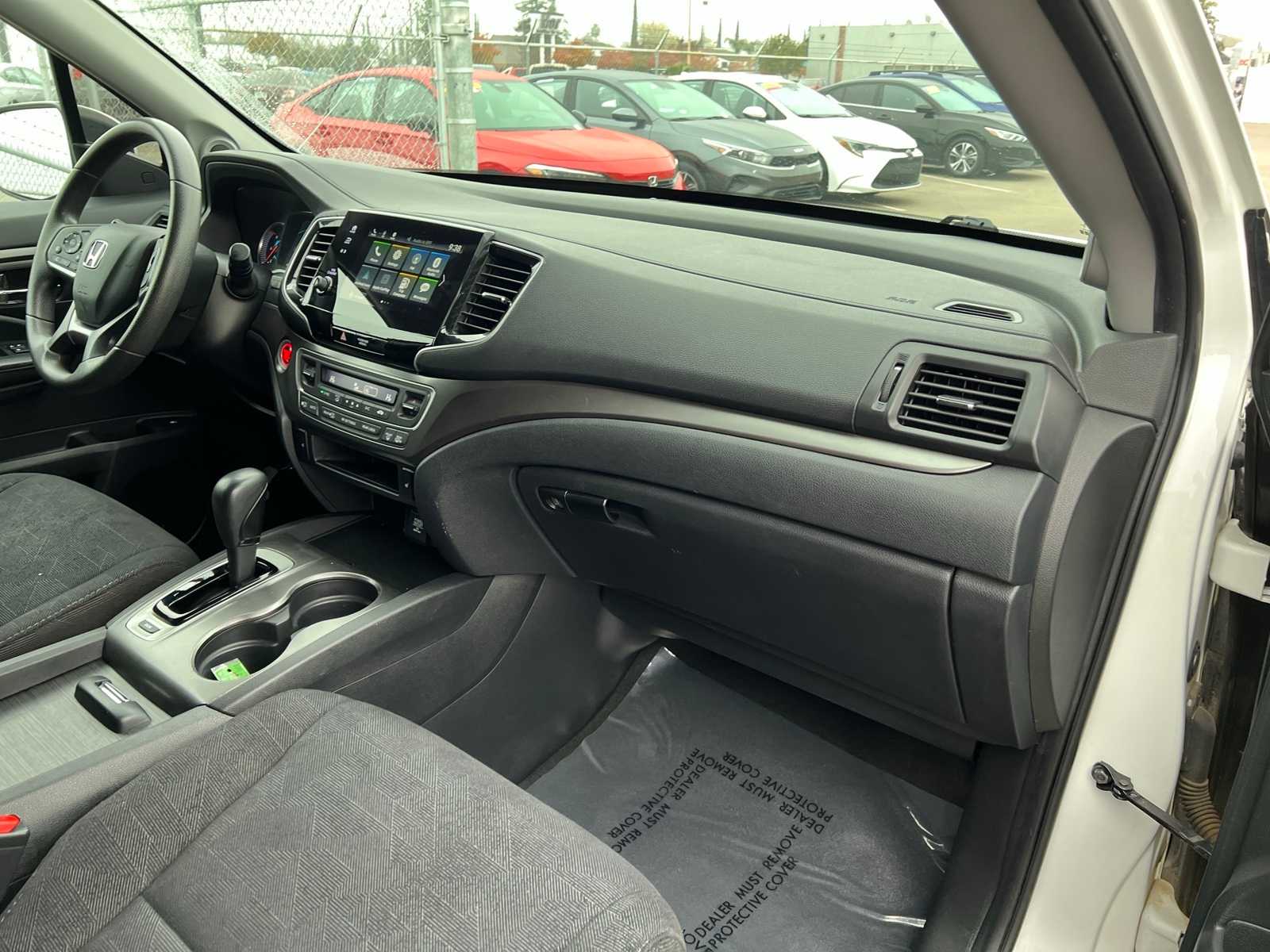 Thumbnail: 2020 Honda Pilot - 25