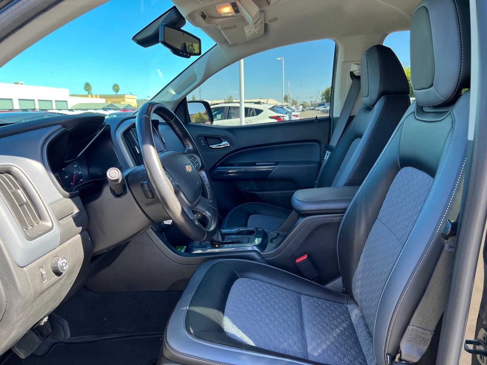Thumbnail: 2021 Chevrolet Colorado - 15