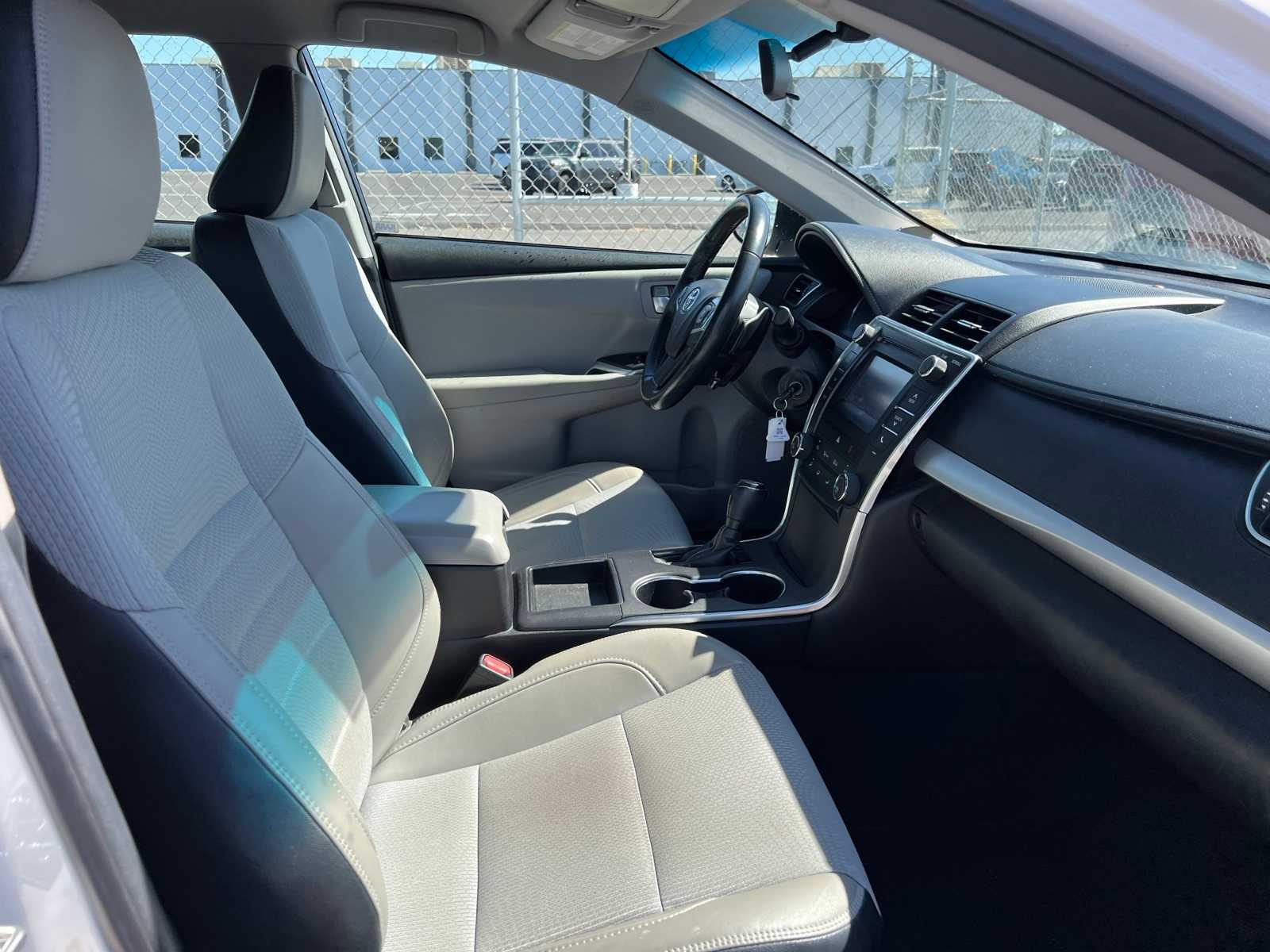 Thumbnail: 2016 Toyota Camry - 27