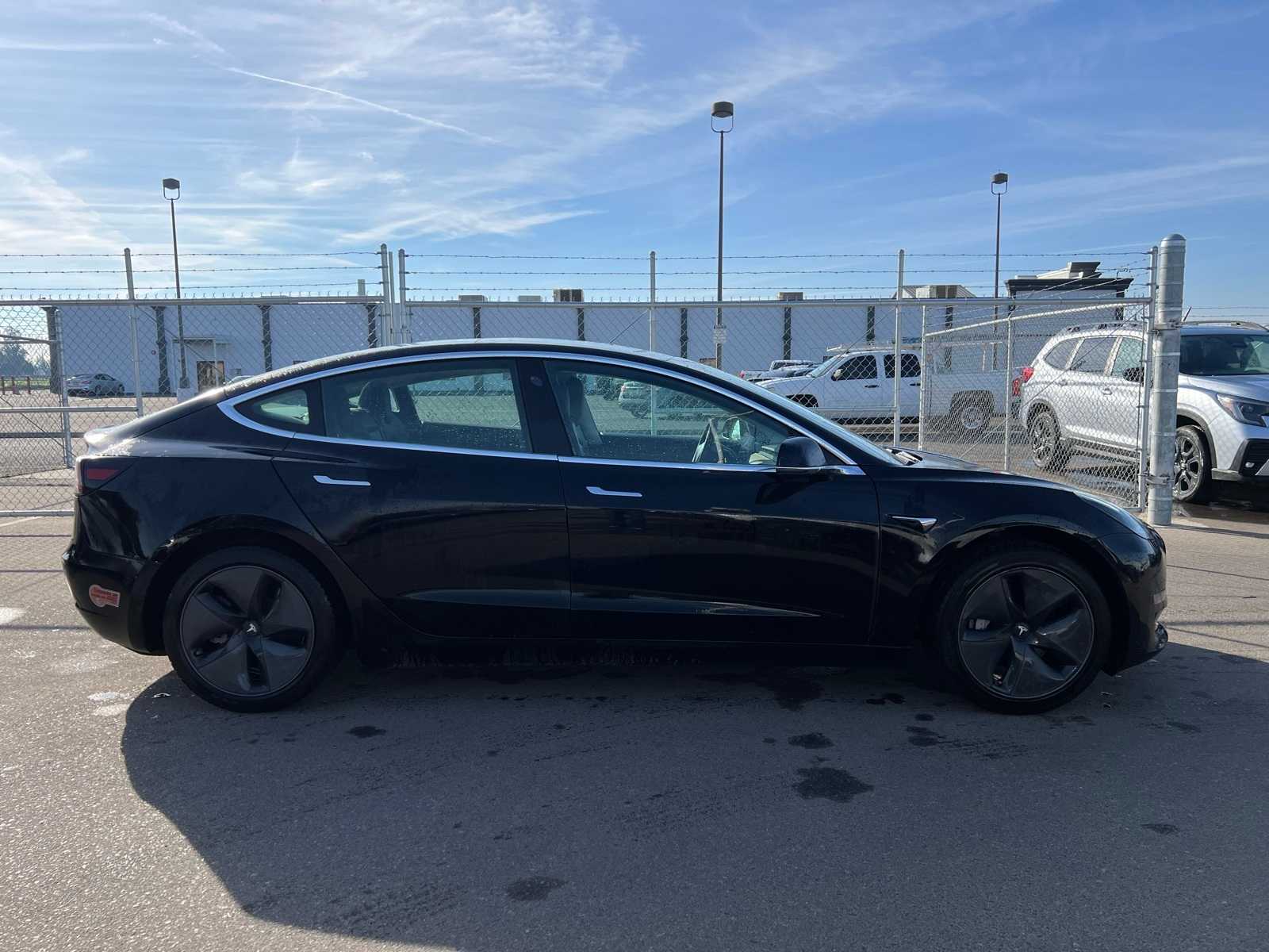 Thumbnail: 2020 Tesla Model 3 - 8