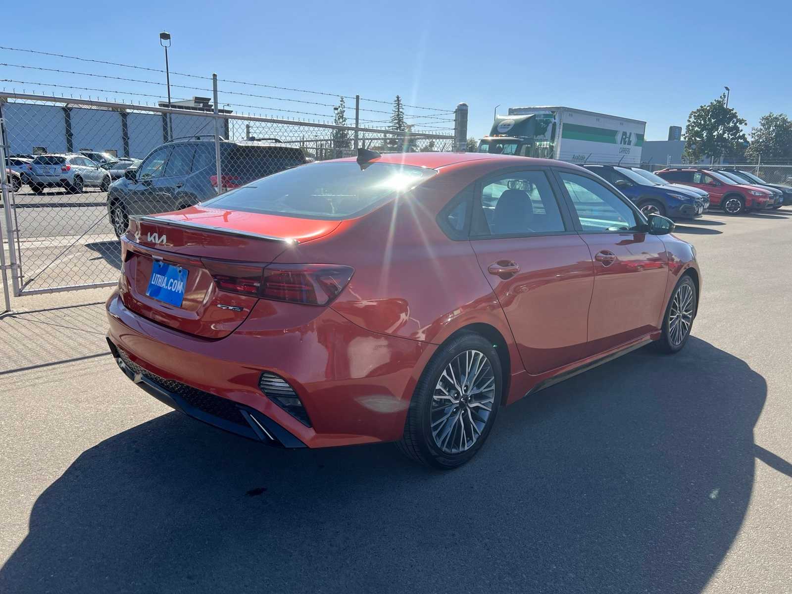 Thumbnail: 2023 Kia Forte - 8