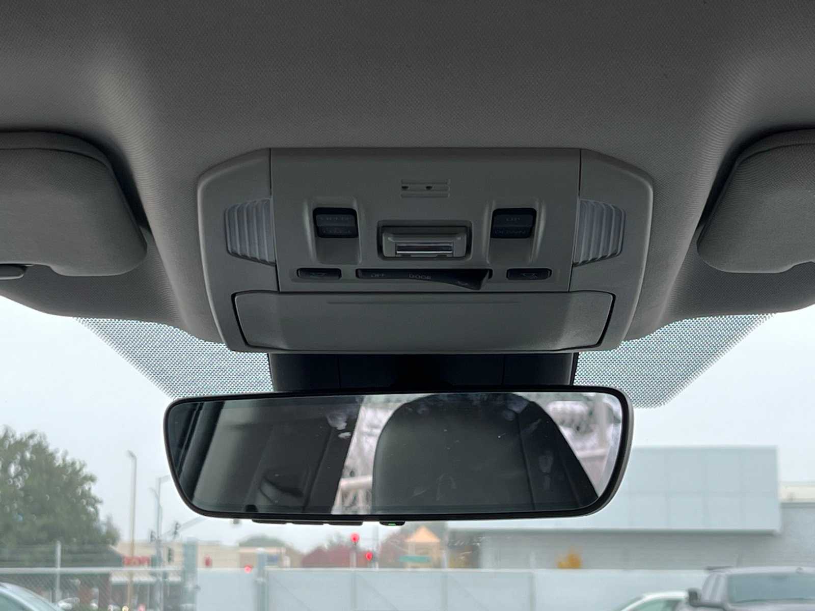 Thumbnail: 2021 Toyota Highlander - 30