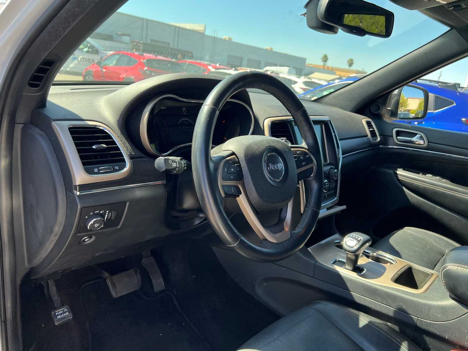 Thumbnail: 2015 Jeep Grand Cherokee - 13