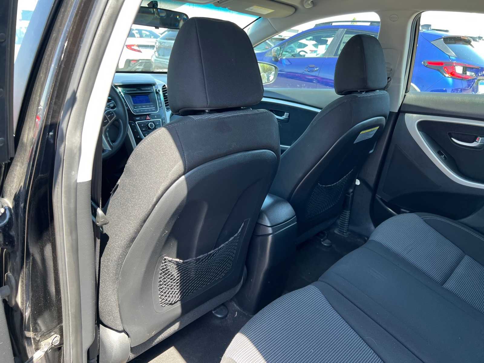 Thumbnail: 2016 Hyundai Elantra - 17