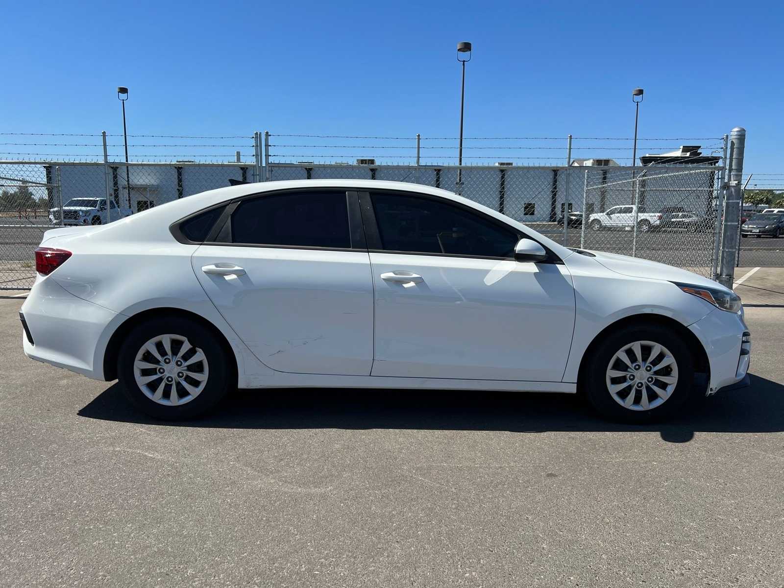 2019 Kia Forte FE 8