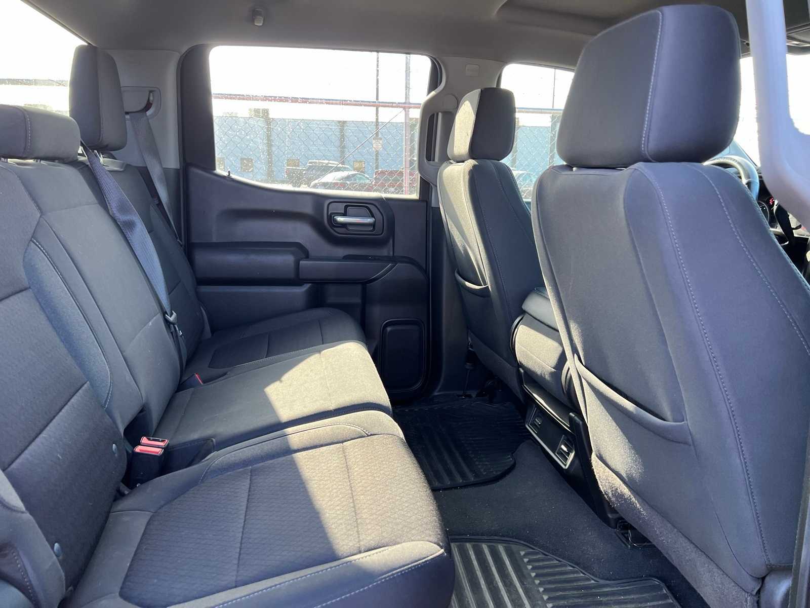 Thumbnail: 2022 Chevrolet Silverado 1500 - 23