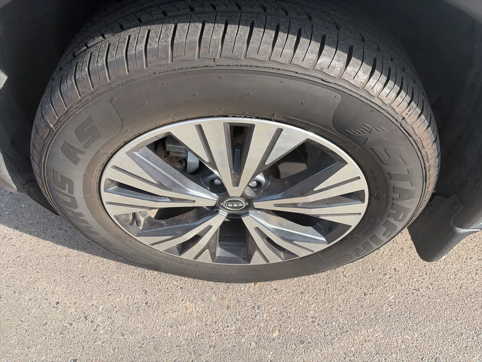 Thumbnail: 2023 Nissan Rogue - 21