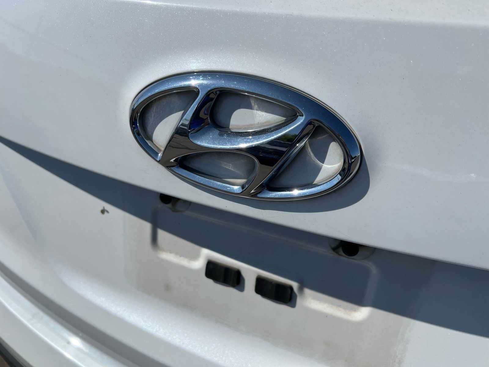 Thumbnail: 2014 Hyundai Santa Fe - 6