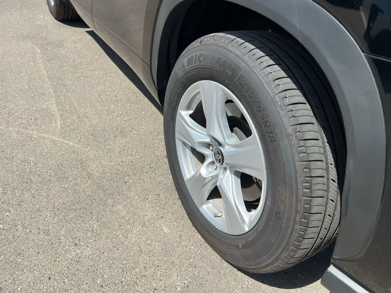 Thumbnail: 2025 Toyota Highlander - 17