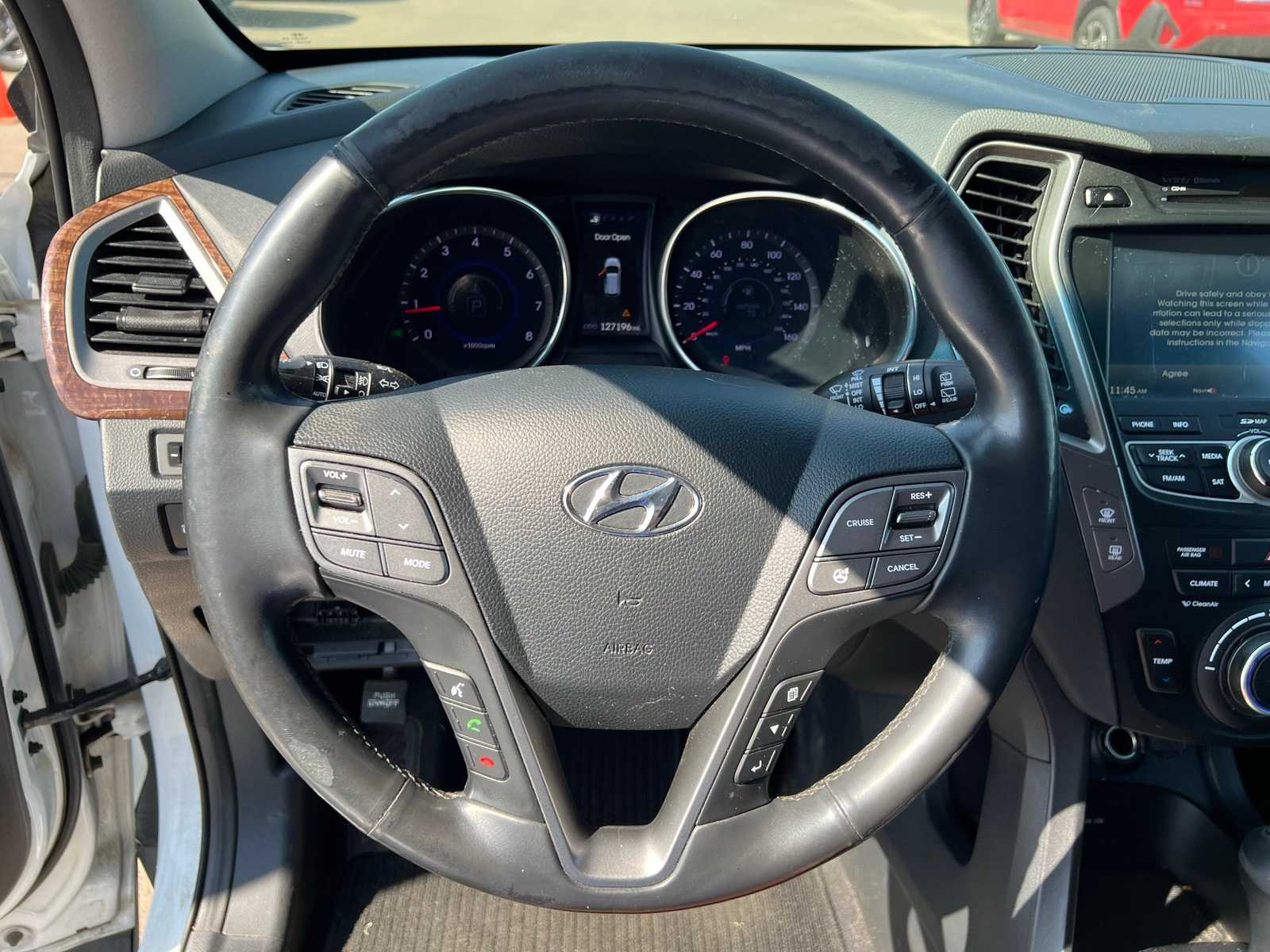 Thumbnail: 2014 Hyundai Santa Fe - 30