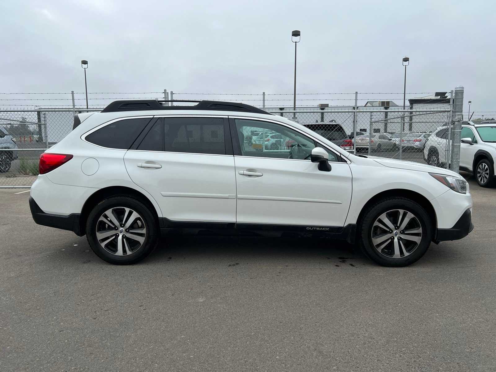 Thumbnail: 2019 Subaru Outback - 10